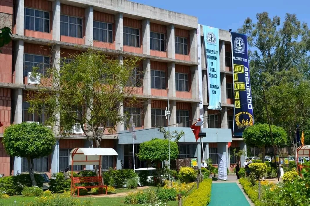 University School of Legal Studies, Chandigarh University