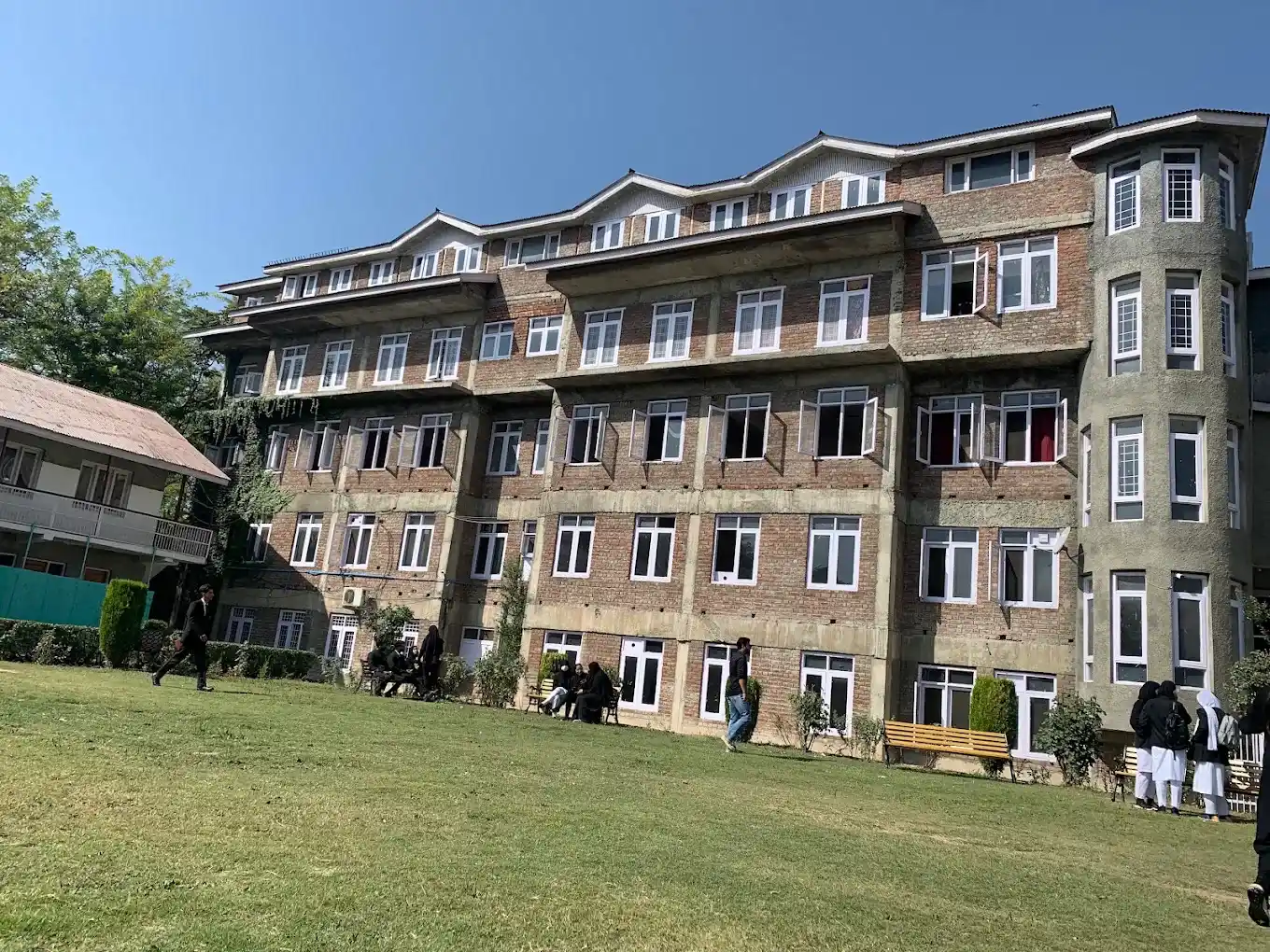 Kashmir Law College, Srinagar