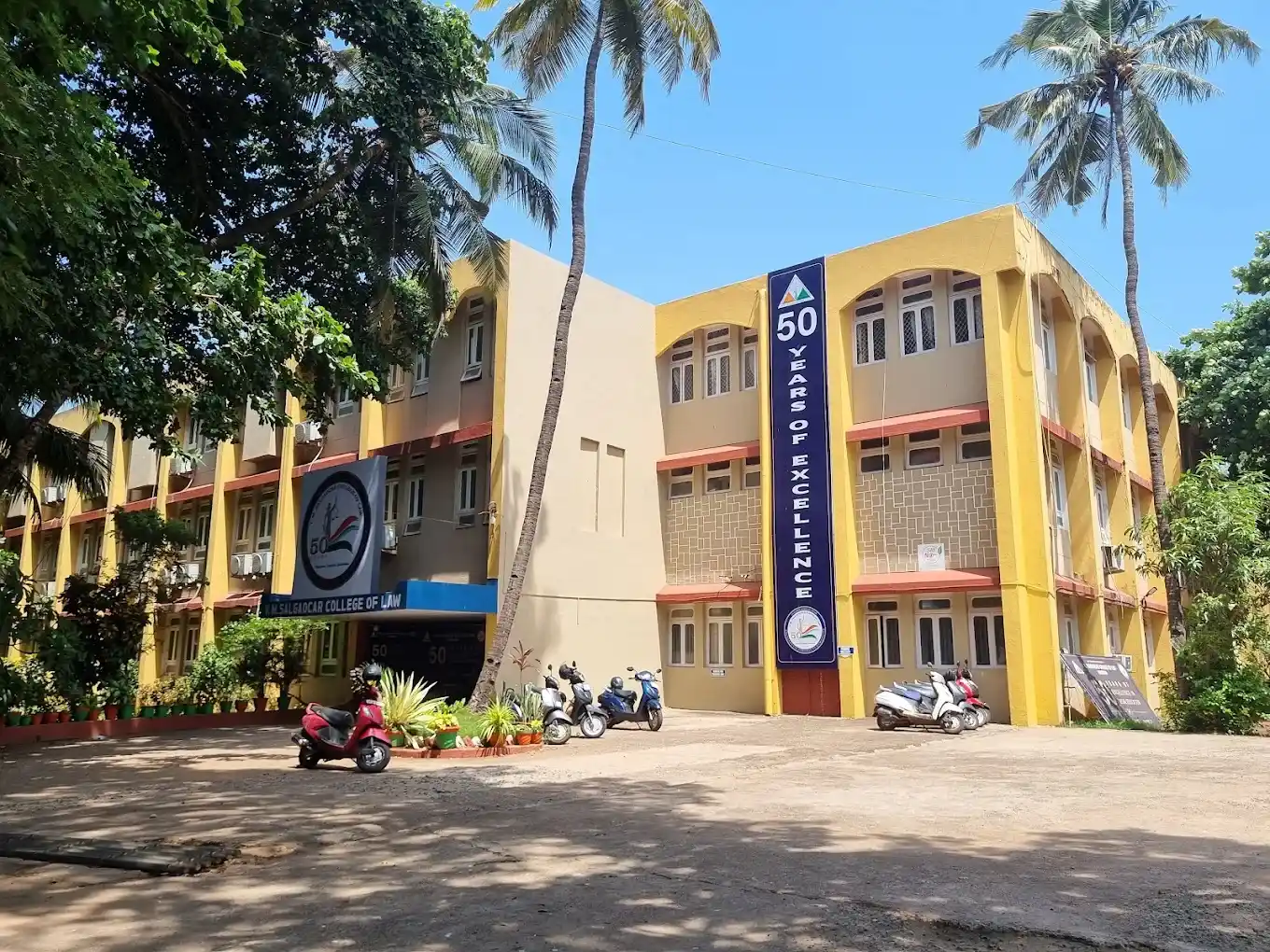 VM Salgaocar College of Law, Miramar