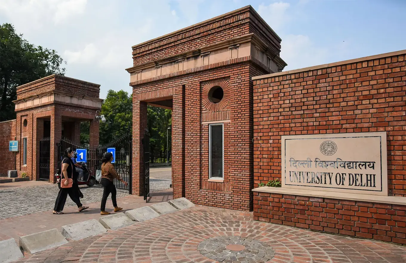 DU Delhi