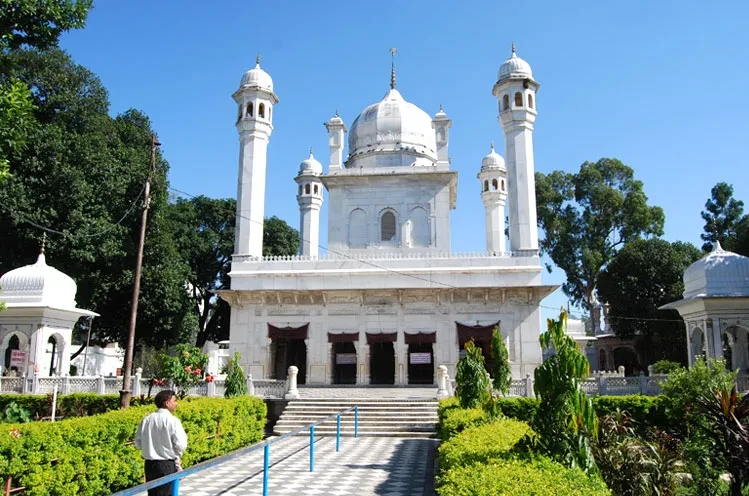 Shri Guru Ram Rai Institute of Medical and Health Sciences, Dehradun