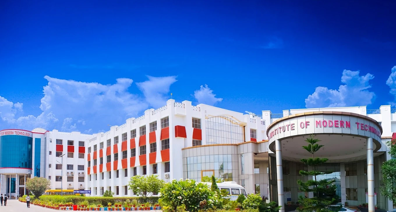 RRIMT Lucknow
