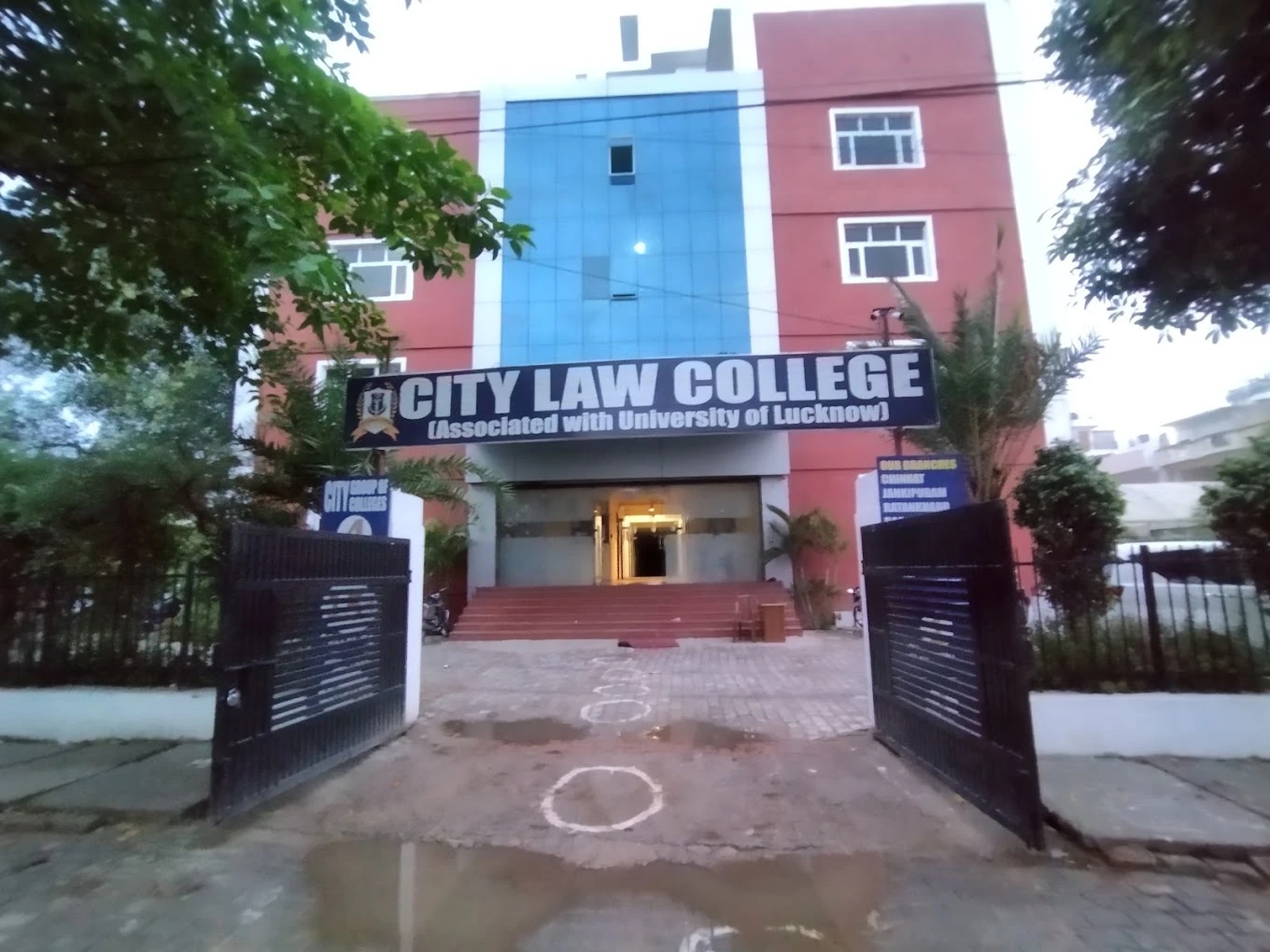 City Law College, Jankipuram
